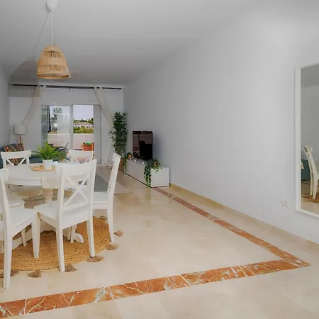 Lunymar Selwo By La Maison Marbella * Estepona